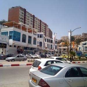 حي ريزي عمر إقامة المرجان بوشارب عنابة