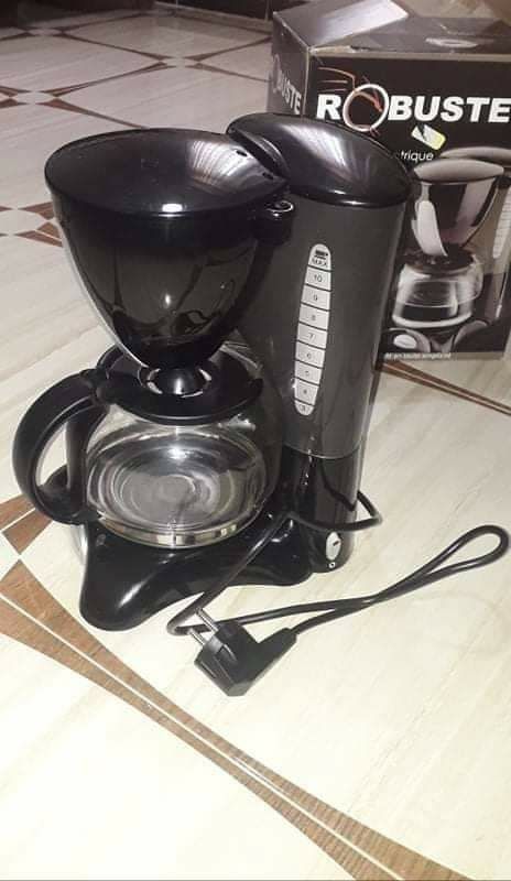 🥰Cafetière électrique Robuste🔥  5 tasses  ☕ 780w 🔥